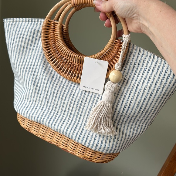 Straw Studios Round Rattan Handle Cotton Bag Basket Base Zip Top  Tassel New - Picture 1 of 13